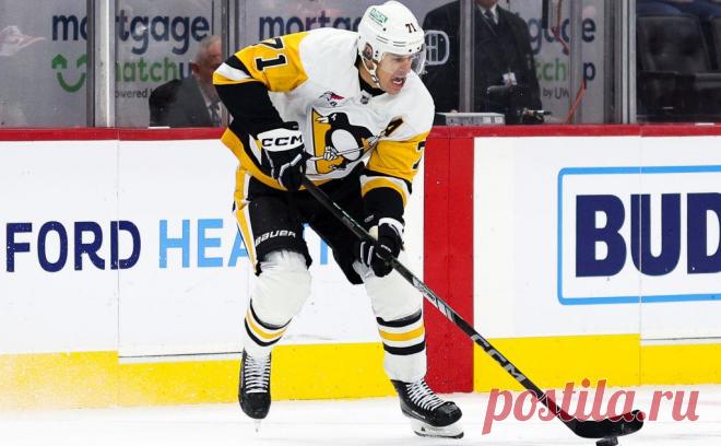 НХЛ оштрафовала Малкина и ударившего его клюшкой Задорова на $5 тыс.. Защитник «Бостона» сидя на скамейке запасных, исподтишка ткнул Малкина в спину. Тот обернулся и ответил ударом по клюшке. Оба за свое поведение получили денежные штрафы