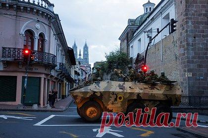 МИД России прокомментировал ситуацию в Эквадоре. Никаких происшествий с россиянами в Эквадоре не зафиксировано. Ситуацию в южноамериканской стране, где президент Даниэль Нобоа ввел чрезвычайное положение и комендантский час из-за деятельности преступных группировок, прокомментировала официальный представитель МИД России Мария Захарова.
