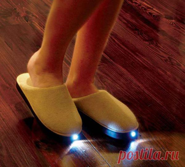 Тапочки с подсветкой - $40 USD
