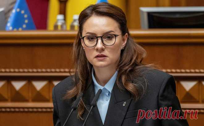 Свириденко предложила кандидатов в новый кабмин Украины. Кандидатом на пост первого вице-премьера стал министр цифровой трансформации Михаил Федоров, главы Минюста — министр энергетики Герман Галущенко, большую часть кабмина предлагается оставить в прежнем составе