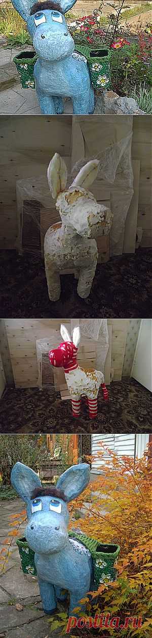 А я себе на даче ослика завела..