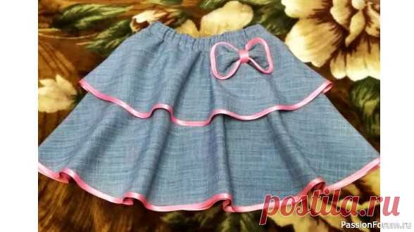 Двухслойная юбка-полусолнце на девочку. Видео МК | Швейная мастерская Шьем своими руками двухслойную юбку-полусолнце на девочку от раскроя до готового изделия быстро
Автор мастер класса канал Домик мастера