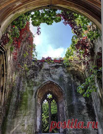 St-Dunstan-in-the-East Church, England | Amazing Pictures - Amazing Pictures, Images, Photography from Travels All Aronud the World