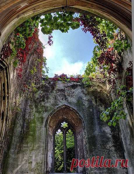 St-Dunstan-in-the-East Church, England | Amazing Pictures - Amazing Pictures, Images, Photography from Travels All Aronud the World
