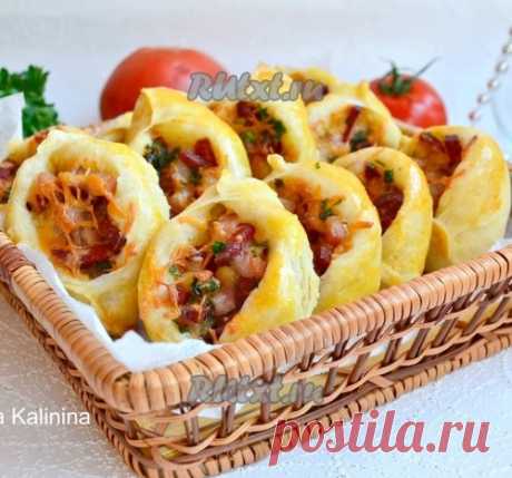ПИРОЖКИ &quot;ПОГАЧА&quot; С КОЛБАСОЙ И СЫРОМ
