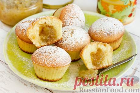 Рецепт: Манные маффины с начинкой из джема на RussianFood.com