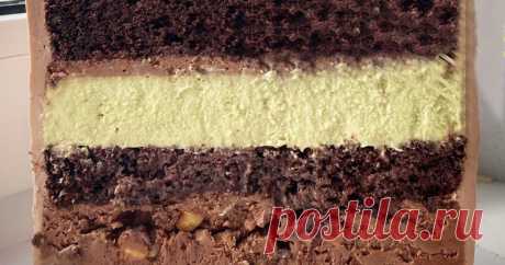 Торт "Шоколад-фундук-фисташковый пломбир" Очень шоколадный тортик с фундуком и фисташковым муссом!