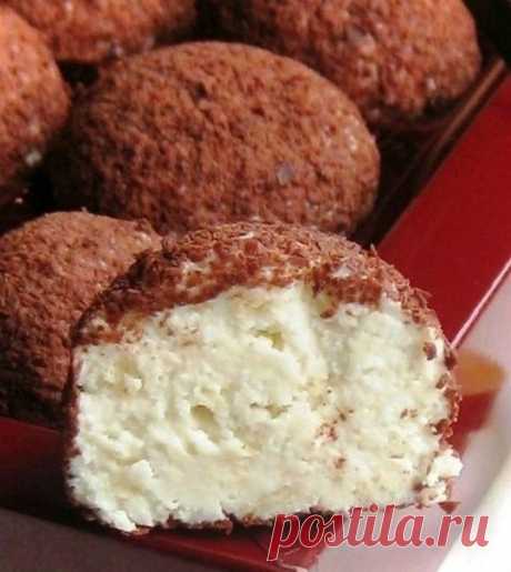 Конфеты из творога 

•источник Домашняя Кулинария •
 
 






Конфеты из творогаИнгредиенты:Творог ( 9 % ) - 300 грОрехи – 50 грПеченье 150 гСахар, ванильный сахар по вкусу, можно добавить какаоШоколад, какао, корица, м…