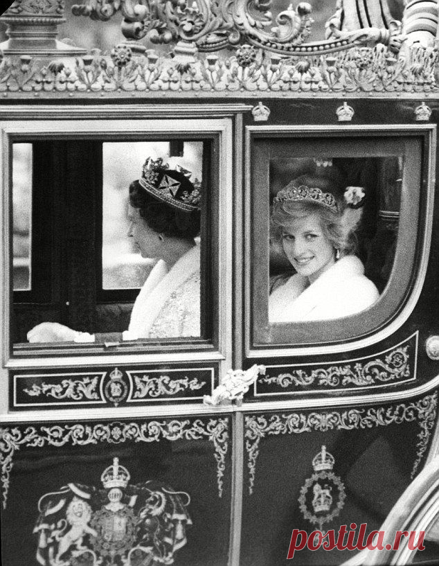 Two crowns, 3,000 gems, an 18ft robe and a recycled dress: Queen Elizabeth II…