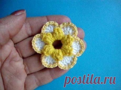 Как вязать цветок крючком Урок 16 Crochet flower pattern