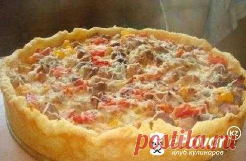 Открытый мясной пирог.