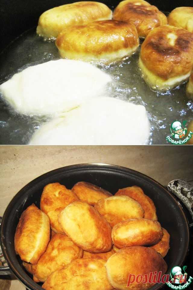 ПИРОЖКИ -КАК НА ДРОЖЖАХ  **Прекрасный рецепт, по виду и вкусу не отличить от дрож/теста. Пышные и вкусные, и масла почти не берут в себя. Главное лепи помельче - т. к. растут при жарке, как на дрожжах! *Яйцо 1шт, сметана 2сл -смешай; кефир 500мл, соль, сода 1чл -мешай 2мин, пока масса увеличится. Прос/мука 1ст -венчиком; мука 1ст, мука 1ст -дерев/ложка. На стол: прос/мука 1ст -вымеси, и на 3-4части...