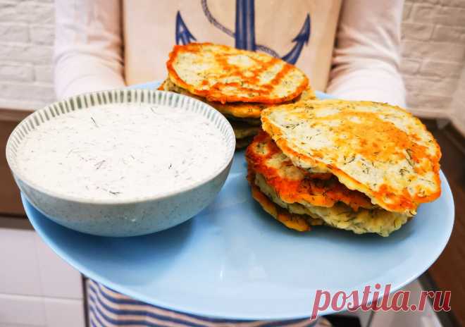 Научился готовить очень вкусные и быстрые картофельные блинчики за 20 минут: хороши как на завтрак, так и на перекус, делюсь | MEREL | KITCHEN | Яндекс Дзен