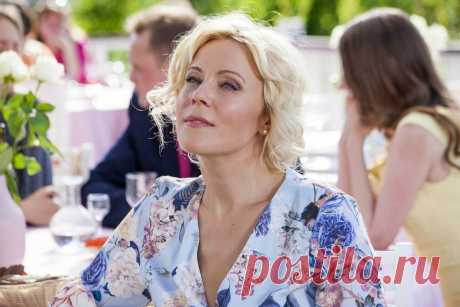 «Настоящая интеллигентка»: 43-летняя актриса Мария Куликова, роли, сын от Матросова и новая любовь с известным актером | Люди и эпохи | Яндекс Дзен