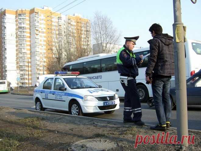 Какие пункты правил и законов нужно знать, общаясь с инспектором ДПС? | Автомеханик | Яндекс Дзен