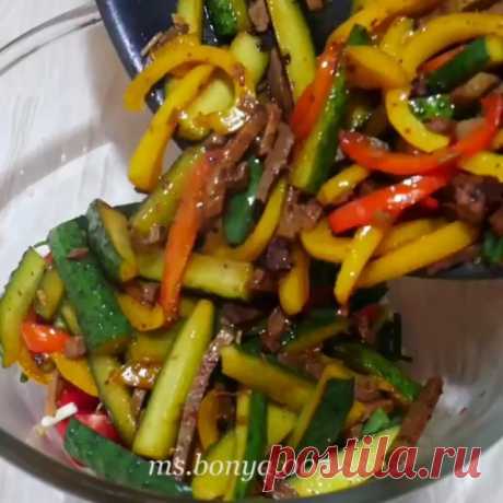 рецепты в Instagram: «Салат, который я попробовала недавно в гостях, нам всем безумно понравился. Выведала все секретики и делюсь с вами. Ингредиенты : -…»