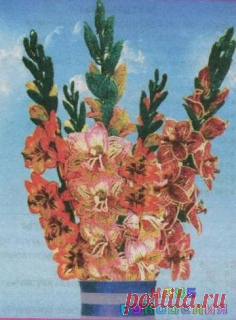 БУКЕТ ГЛАДИОЛУСОВ ИЗ БИСЕРА