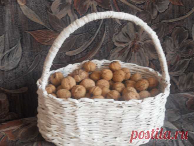 Корзинка из старых газет