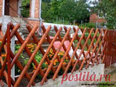 Строим на участке деревянный забор. | Строим дачу