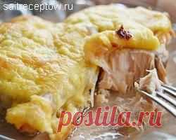 Горбуша под сыром | Сайт рецептов
0,5 кг рыбы горбуша
100 г сыра твёрдого
молотый перец, соль
сок лимона
майонез