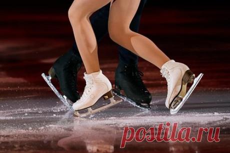 В России ужесточат позицию по смене гражданства фигуристами. Исполняющий обязанности президента Федерация фигурного катания на коньках России Антон Сихарулидзе высказался по поводу смены гражданства спортсменами. По его словам, позиция по этому вопросу будет ужесточена. «Тех, кто реально покинул Россию, живет и тренируется за рубежом, удерживать не стоит», — отметил он.