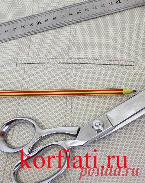 Прорезной карман в рамку мастер-класс А. Корфиати
Прорезной карман в рамку с двумя обтачками — классика жанра! Такие карманы выполняются на классических мужских и женских пиджаках, бывают с клапанами и без них. Причем, форма клапана может быть различной и определяется моделью пиджака и требованиями моды. Прорезные карманы в рамку выполняются также сзади на мужских брюках.