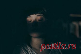 Есть вопрос: почему нельзя (если, конечно, это правда) будить лунатиков | Вести.Ru | Яндекс Дзен