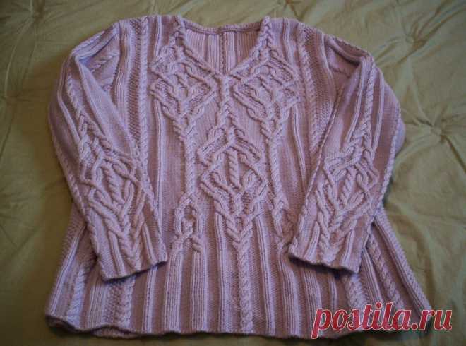 Ravelry: #695 Intricate V-neck pattern by Norah Gaughan