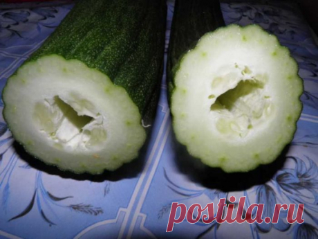 Огурцы внутри пустые - 8 причин, что делать для профилактики | Огородникам Инфо