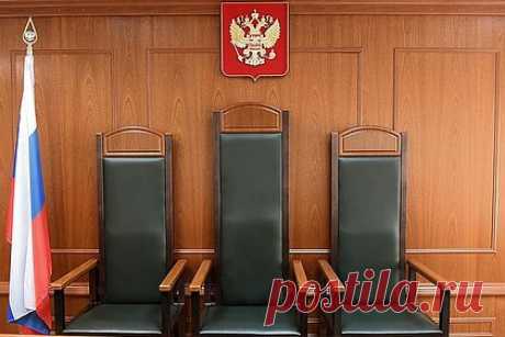 Суд в особом порядке рассмотрит дело устроившего скандал в отеле экс-генерала ФТС