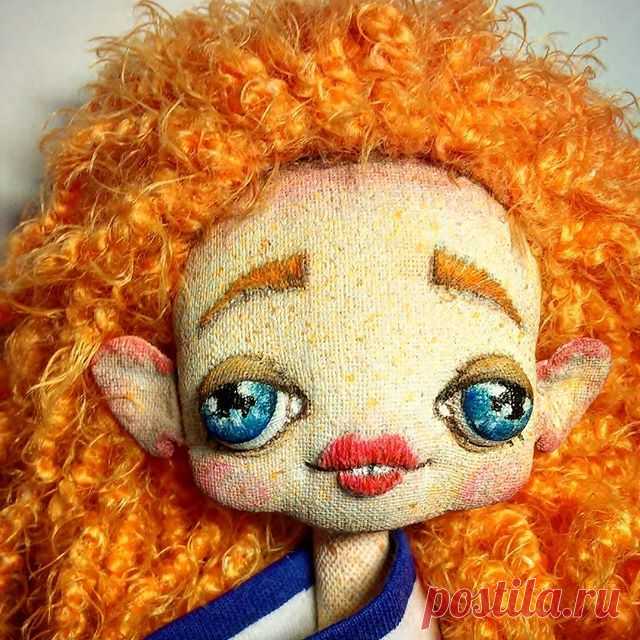 Но глаза таки синие))😉👀
Редатирую... Всётки любовь с первого глаза есть!!! И как ни пыталась, не удалось подломить столь великое чувство))) 😍
🍊Липисиновый резерв🍊
#кукла#кукларучнойработы #искусствокуклы#интерьернаякукла#ручнаяработа#рыжая#куклы#текстильнаякукла #текстильнаякукларучнойработы #кукласвоимируками #девочкитакиедевочки #подарок#модель#эксклюзив #авторскаяработа #авторскаякукла #dolls#artphoto #artist