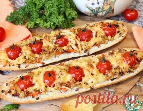 Багет, запечённый с фаршем и черри – кулинарный рецепт