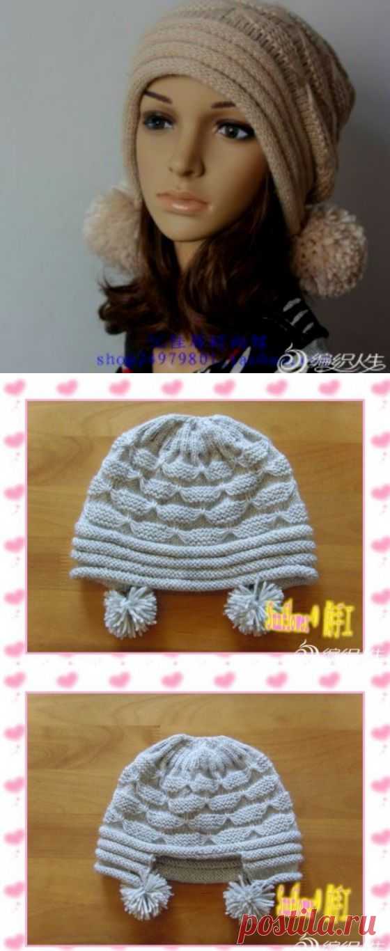 Шапка узором «бабочки» с помпончиками