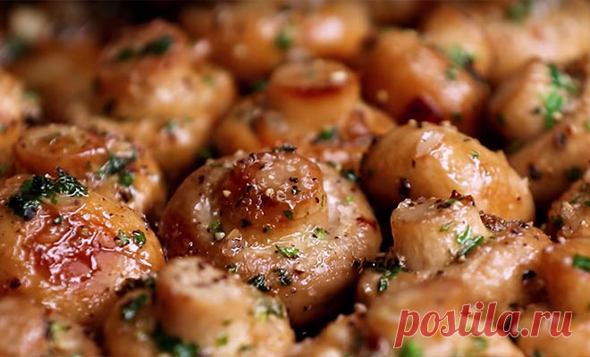 Смешиваем грибы с чесноком: жарим вкусноту на обычной сковороде  Грибы с чесночной приправой – невероятно вкусный способ приготовить привычные грибы. В отличие от обычной жарки, чеснок добавляет пикатность, давая грибам совершенно новые оттенки...