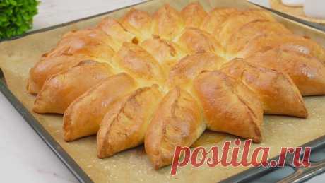 Каждый день пеку, но это отрывной пирог чаще всего! Уж очень вкусный, меняю начинки и каждый раз новый вкус