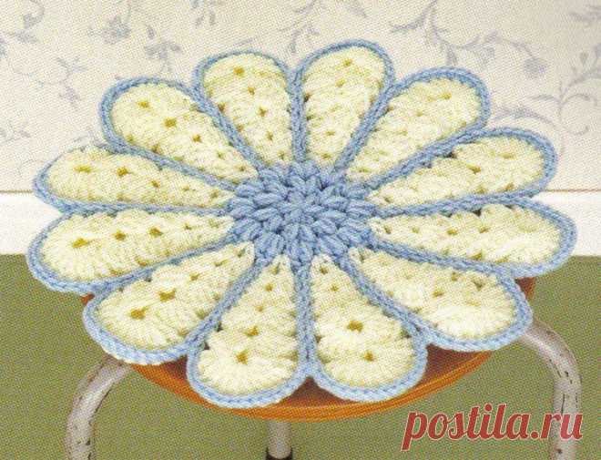 Три хобби ( батик, вязание, рукоделие)