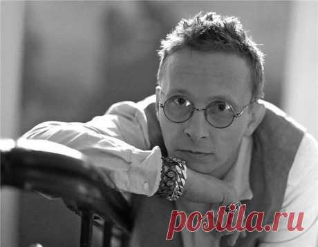 Никогда не говорите:&quot;мне все равно&quot;,не надо стремиться афишировать свое равнодушие. Это не показатель Вашей независимости.Равнодушие-это паралич души.         И.Охлобыстин