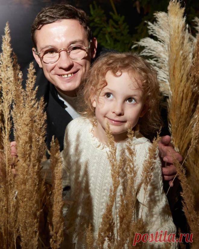 Никита Кологривый с дочкой