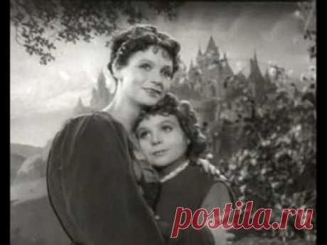 #КинозалБукландии
13 июля родилась Мария Виноградова (1922-1995), советская актриса, сыгравшая во многих детских фильмах. Давайте вспомним фильмы с ее участием!

1. Звездный мальчик (1957) Звездный мальчик
2. Садись рядом, Мишка (1977) тетя Клава
Показать полностью…