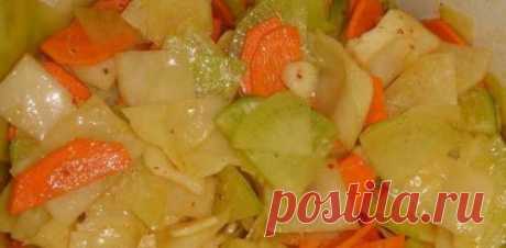 Постный салат с капустой, морковью и редькой по-корейски / Простые рецепты