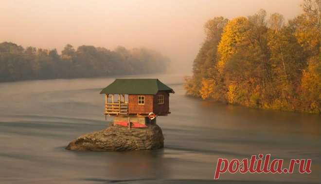 Маленькие одинокие дома для одиноких людей • НОВОСТИ В ФОТОГРАФИЯХ