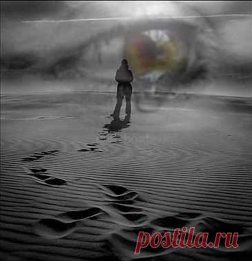 Не потеряй меня, пожалуйста...
Любовь ждала нас столько лет...
И столько раз судьба безжалостно
При встрече отвечала: «Нет».
И нас в пространстве и во времени
Вновь разводила к полюсам.
И мы в тоске ночной не верили
Бессонниц вещим голосам.
Но помнишь день? С небес насупленных
Вдруг луч запел для нас одних
Недолюбивших, недолюбленных,
Ни в чем не схожих и родных.
В твоих глазах все листья августа.
Все звезды сентября молю:
Ты береги меня, пожалуйста,
Пока твоя./.Пока люблю....