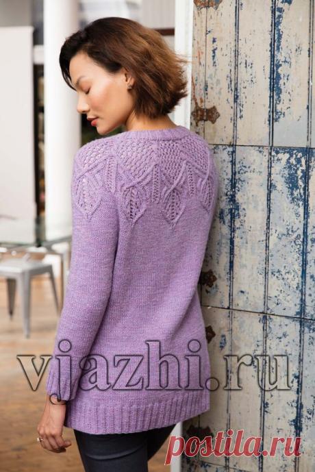 Модный кардиган спицами с ажурной кокеткой Lace Yoke. Листья косами плетутся вокруг ажурной кокетки элегантного модного кардигана от Норы Гоген, который вяжется спицами сверху вниз.