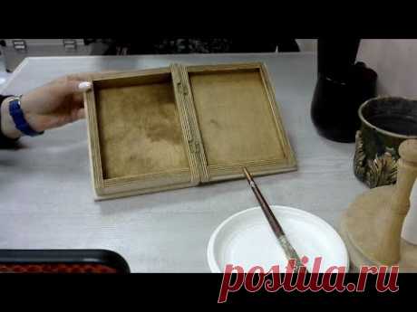 Внутренняя обработка шкатулки. Леля Раевская