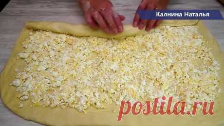 Стакан кефира, мука и творог! ОБАЛДЕННАЯ ВКУСНЯТИНА НА СТОЛЕ! Слоенный пирог!