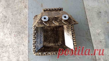 Оригинальная шкатулка своими руками: из ненужного хлама В каждом гараже или домашней мастерской всегда найдутся ненужные детали или «огрызки» металла, которые остаются после определенных работ.Их вроде и