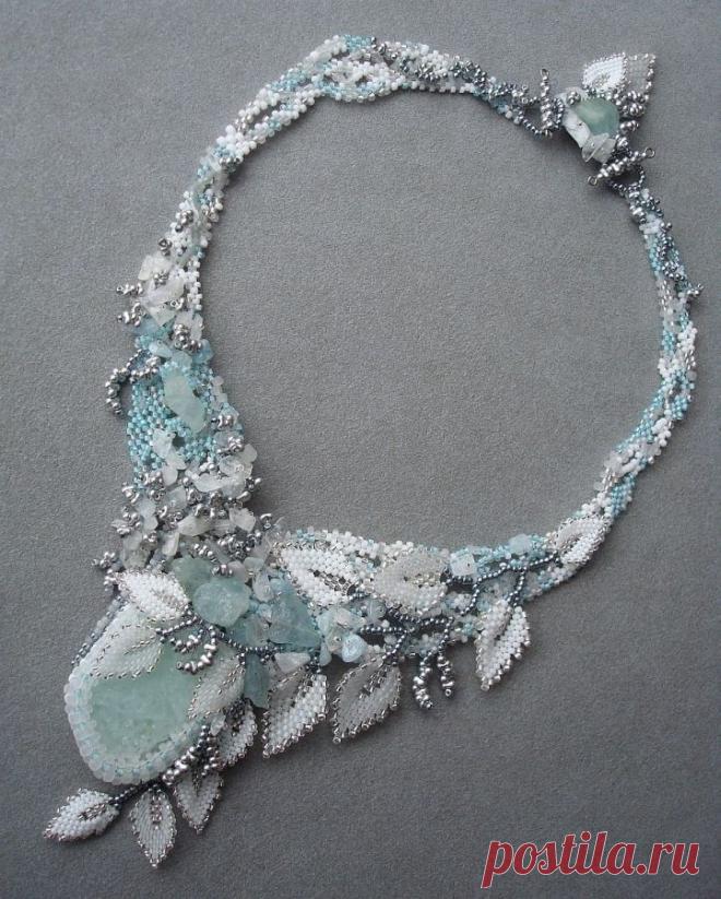 (1) Beaded necklace | Love beads