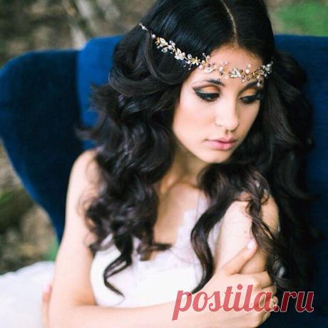 Какие же яркие и красивые у меня невесты #olgadelice_bride!!! Диля с веночком #olgadelice )))