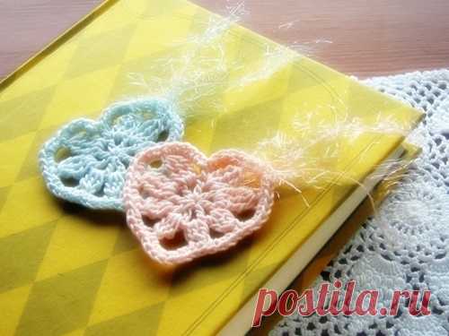 Ажурные сердечки крючком
