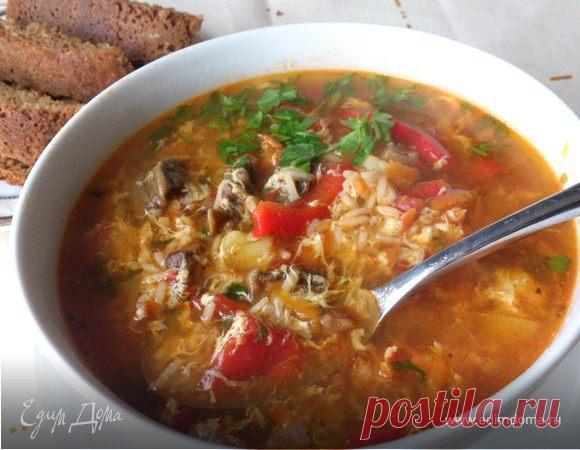 Грибной суп с рисом и яйцом